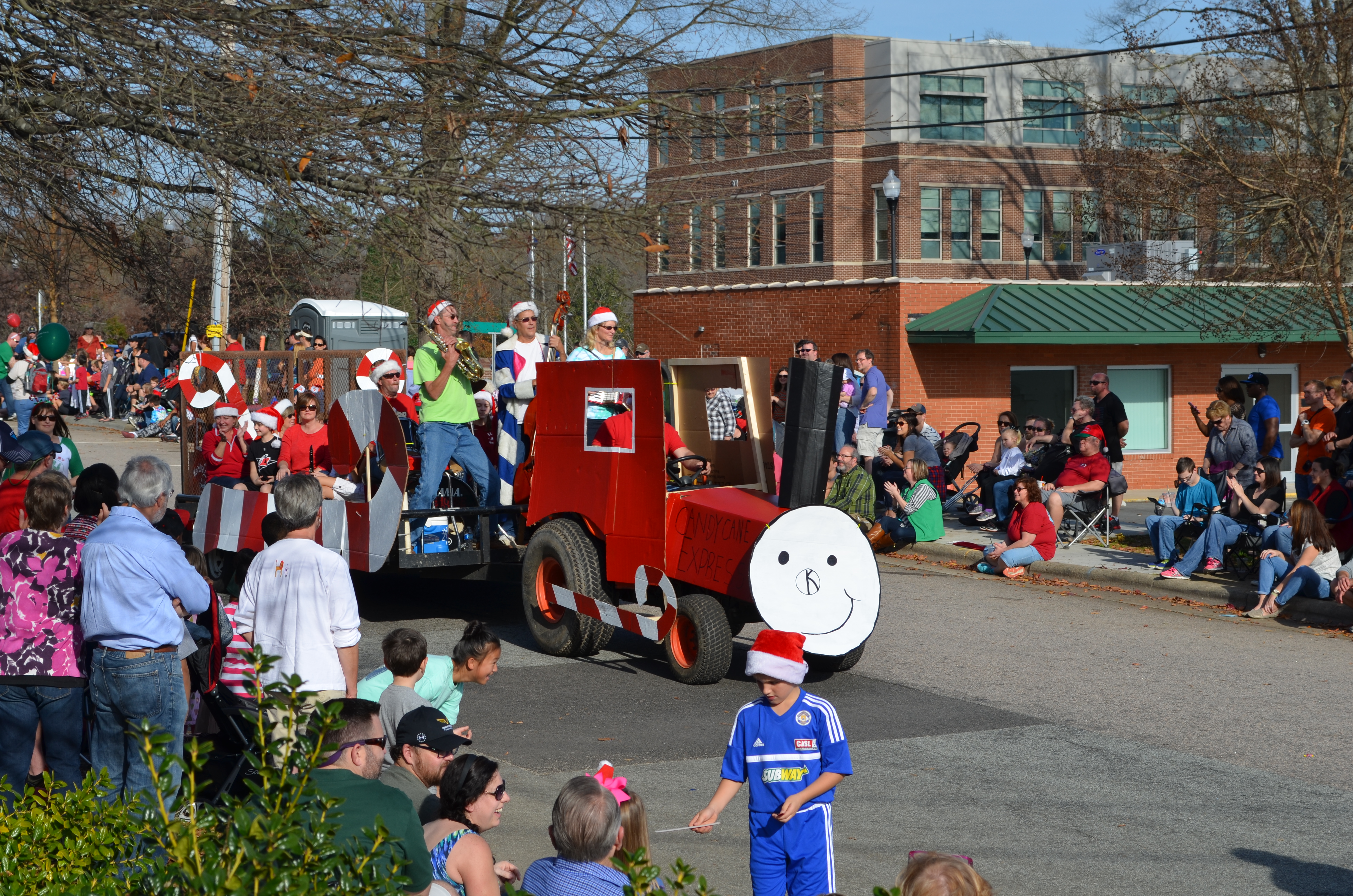 ./2015/31 - Wake Forest Christmas Parade/DSC_0173.JPG